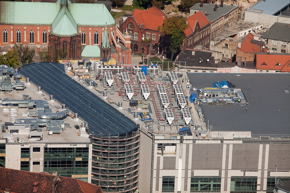 AGORA' Shopping Centre, Bytom, Slesia, Poland - Air conditioning installation - 14 pcs EHLD1 6267 E with 12 fans - Total rating 8 Mw 