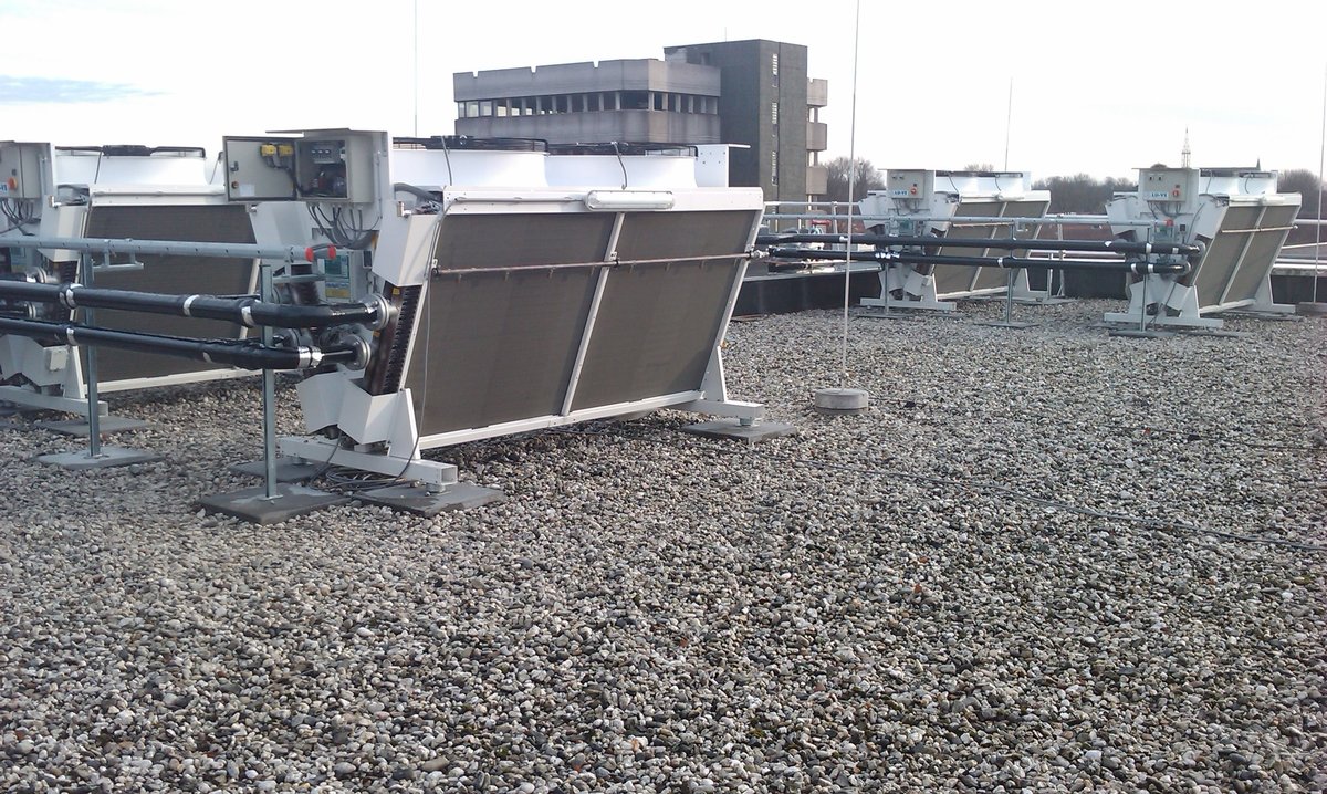 ZIGGO, Tilburg - Olanda. 10 pieces XDHL DRYCOOLERS with water spray system and regulation.