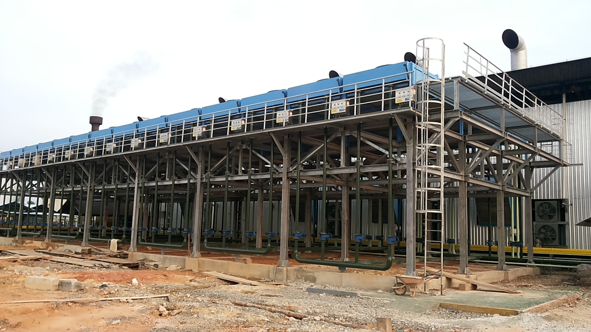 50MW Radiator installation
