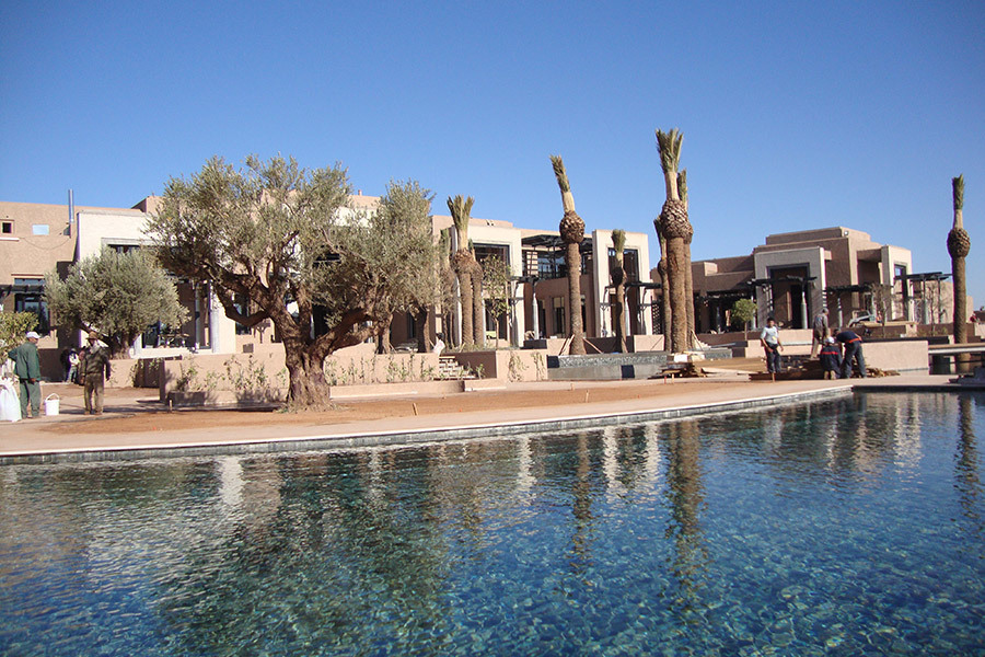 Touristic village in Marrakech. Installation of: - 4 dry coolers with D&S (conditioning) - Commercial evaporators Installed by VENTEC 
