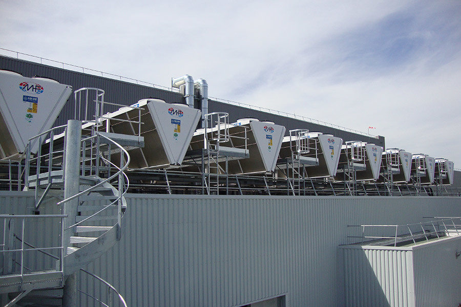 INTERMARCHE’ LOGISTIC CENTER (TOLOSA AREA), installation of - CO2 industrial evaporators with hot glycol defrost. - industrial glycol air coolers - WSS dry coolers 