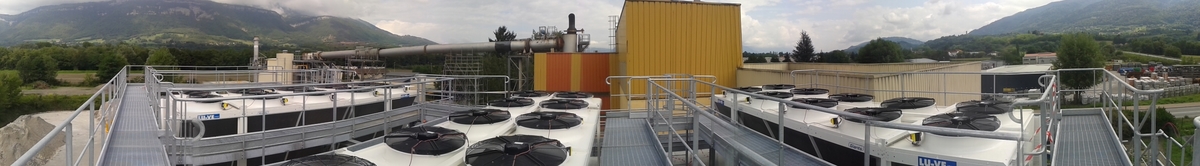 700 kWe Power Plant based on ORC-Cycle<br>Fluid R245fa<br>4 pcs – EHVD1N 2256 EC_R-245fa<br>PLANT: Pontcharra, SIBRECSA<br>YEAR: 2013<br>APPLICATION: Heat Recovery<br>POWER: 700 kWe