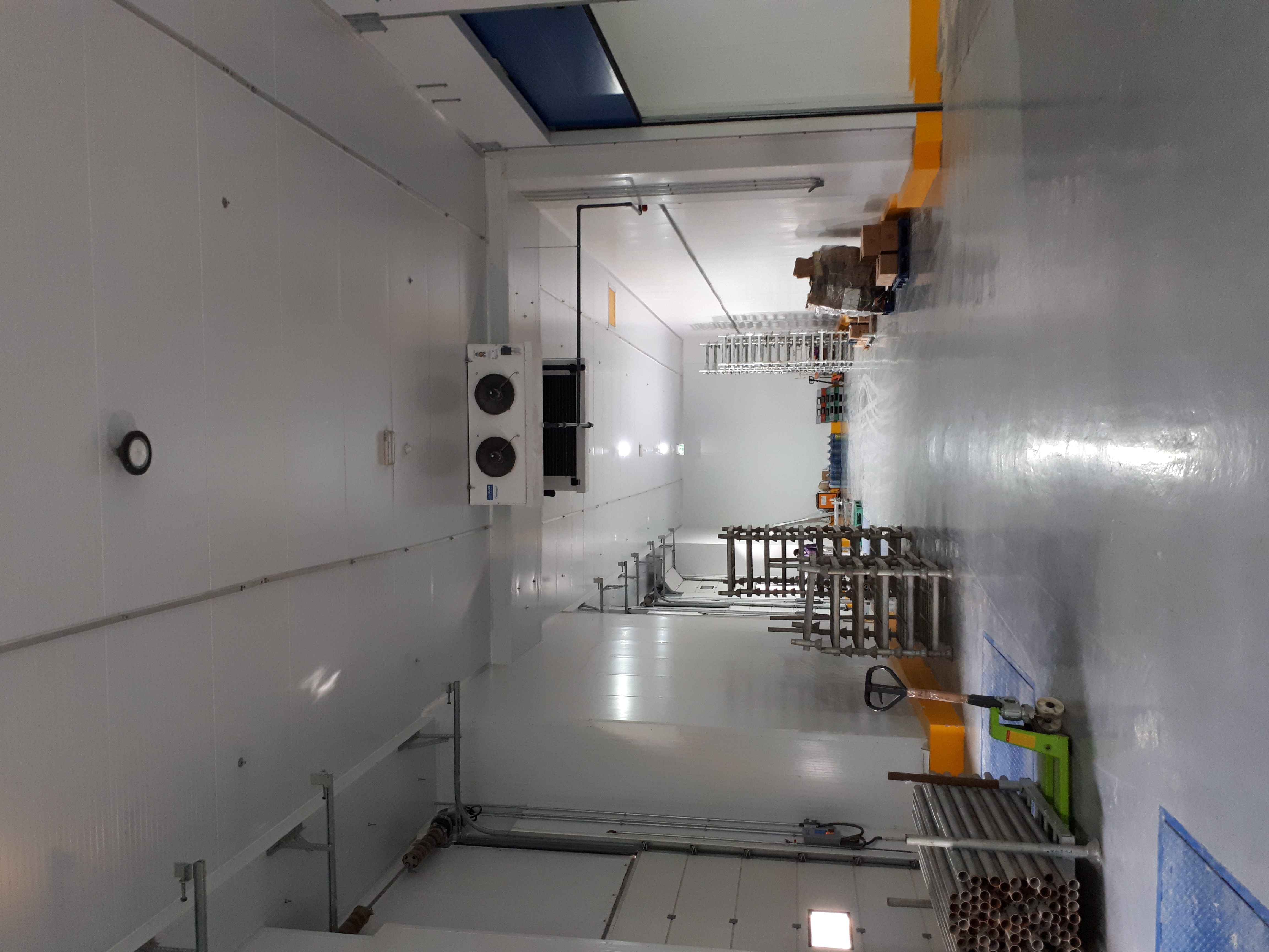 Project name: G2 International LLC, Technopark Dubai<br/>
Refrigeration contractor: Fanar al Khaleej Refrigeration<br/>
Execution: 2017-2018<br/>
Application: Logistic cold store, dry cold store, chiller and freezer cold rooms<br/>
Application with hot gas defrost + electrical in parallel<br/>
Cooling system description:<br/>
- Chilled receiving area: LU-VE Cubic 2# F50HC 1806 E 7 - 40,6kW  (10C_85%_EV-3) R404a<br/>
- 7 cold stores dual application Chiller/Freezer (various sizes): LU-VE Cubic 15# F50HC 1808 E 7 - 21,4kW (-20C_85%_EV-27C) R404a<br/>
- 2 cold stores dual application Chiller/Freezer (various sizes): LU-VE Cubic 4# F50HC 1806 E 7 - 17,4kW (-20C_85%_EV-27C) R404a<br/>
- 1 cold stores dual application Chiller/Freezer (various sizes): LU-VE Cubic 1# F45HC 1320 E 7 - 30,3kW (-20C_85%_EV-27C) R404a<br/>
- Corridor: LU-VE Cubic 2# F50HC 1706 E 6 - 40,6kW  (5_85%_EV-3) R404a<br/>
- Dry storage area (1800sqm): LU-VE Cubic 3# F71HC 4208 N 6 – 65,8kW (22C_65%_EV-27C) R134a<br/>
- Technical Store: LU-VE Cubic 1# F45HC 1112 N 4 – 28,9kW (22C_65%_EV-27C) R134a<br/>
- Plant room: LU-VE Cubic 1# F35HC 261 N 6 – 19,4kW (25C_65%_EV-27C) R134a<br/>
Rack System:<br/>
- 1# Profroid 200HP Rack for LT application R404a<br/>
- 1# Profroid 120HP Rack for MT application R134a
