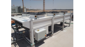 Carrefour Masdar City<br>
Super market cold stores and preparation rooms<br>
<br>
Evaporator:<br>
20 x F31HC/F35HC CO2, FHD CO2,<br>
<br>
Gas Cooler:<br>
1 x SAV9T 3232 CO2 + P25 + EC + IS<br>
<br>
First CO2 installation in the GCC countries.<br>
Masdar City is the first sustainable city in the GCC, where “green” initiatives are implemented.<br>
Technical challenge: CO2 transcritical in an area that reaches 50°C, made possible by LU-VE adiabatic dry cooler.