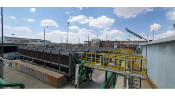 Cooling of fumes for acid plant, production of copper.<br>
<br>
Emeritus:<br>
9 x EHLD1F 1287 E EMR W+5R+CU<br>
AP+EC+FL INOX<br>
<br>
Emeritus with full inox chassis, spray + adiabatic pads	Largest emeritus installation so far. Total cooling capacity of 10MW with high savings for the end customer.
	
	
	
	
	
