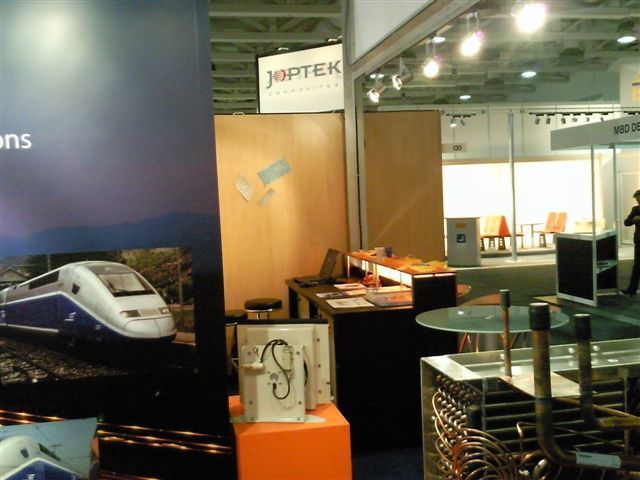 HTS stand