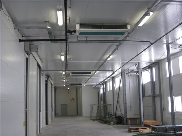 Cold Store - St. Petersburg - Russia - 2008 -
SHDN dual discharge unit coolers