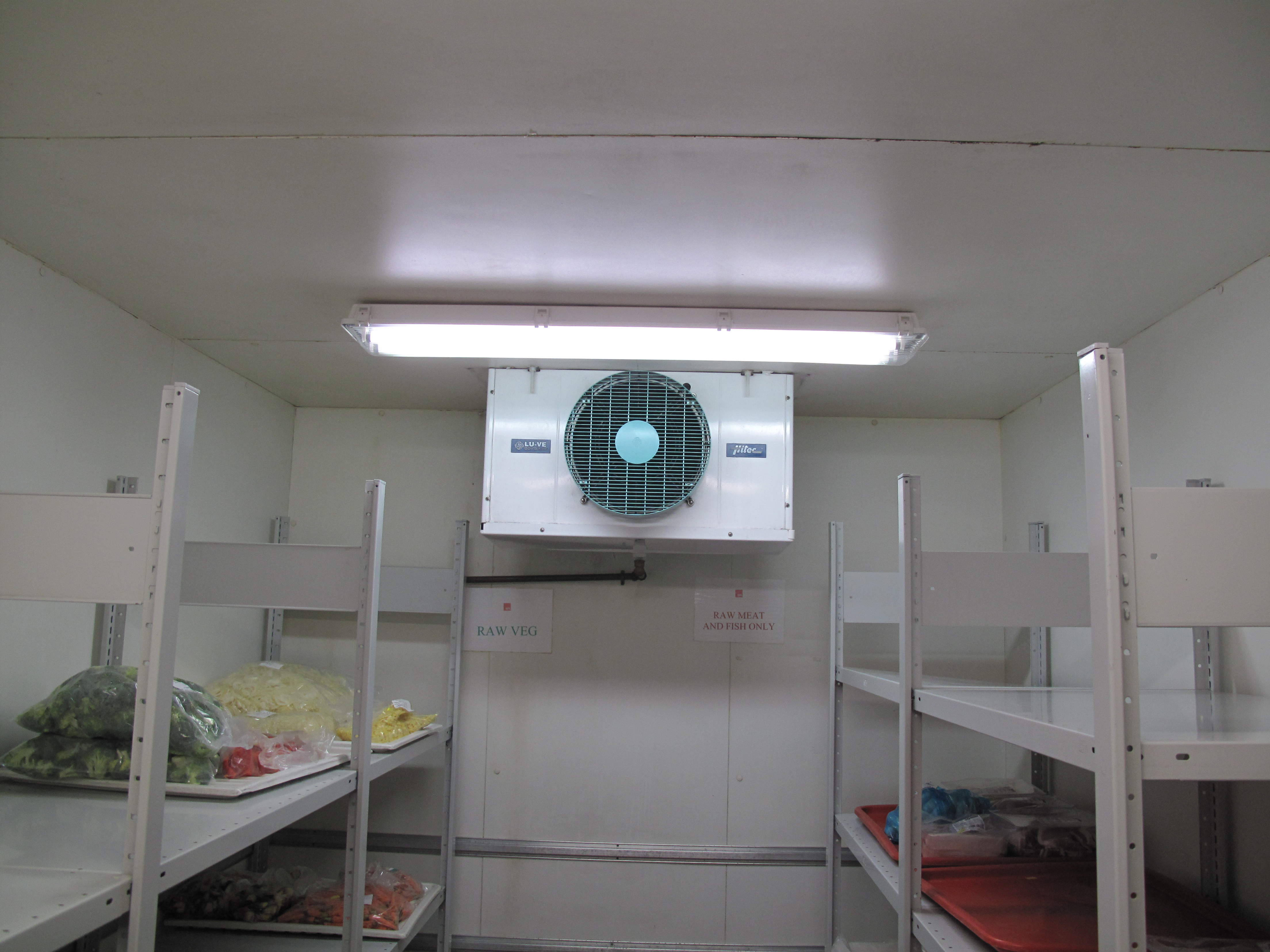 UK cold room with S3HC cooler - Birmingham