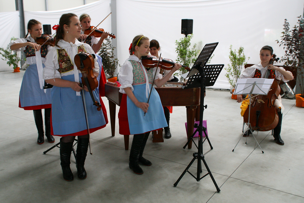 Mikulov folk group