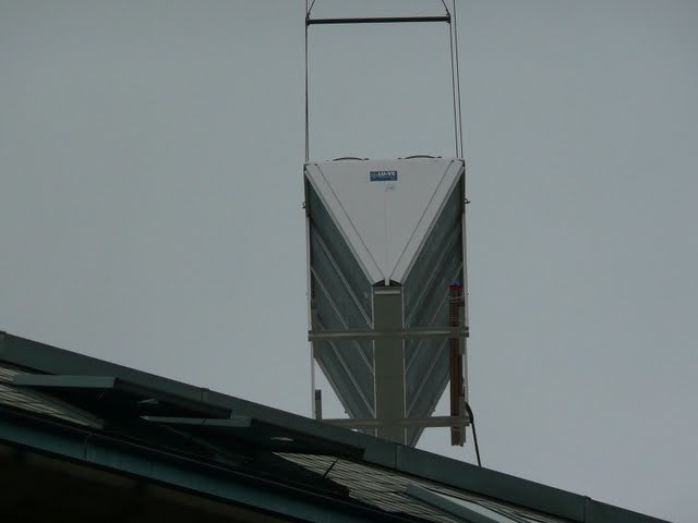 Raiffeisen Bank Center - Budapest - Hungary - EHVD1F 1247 air cooled condenser - A/C installation